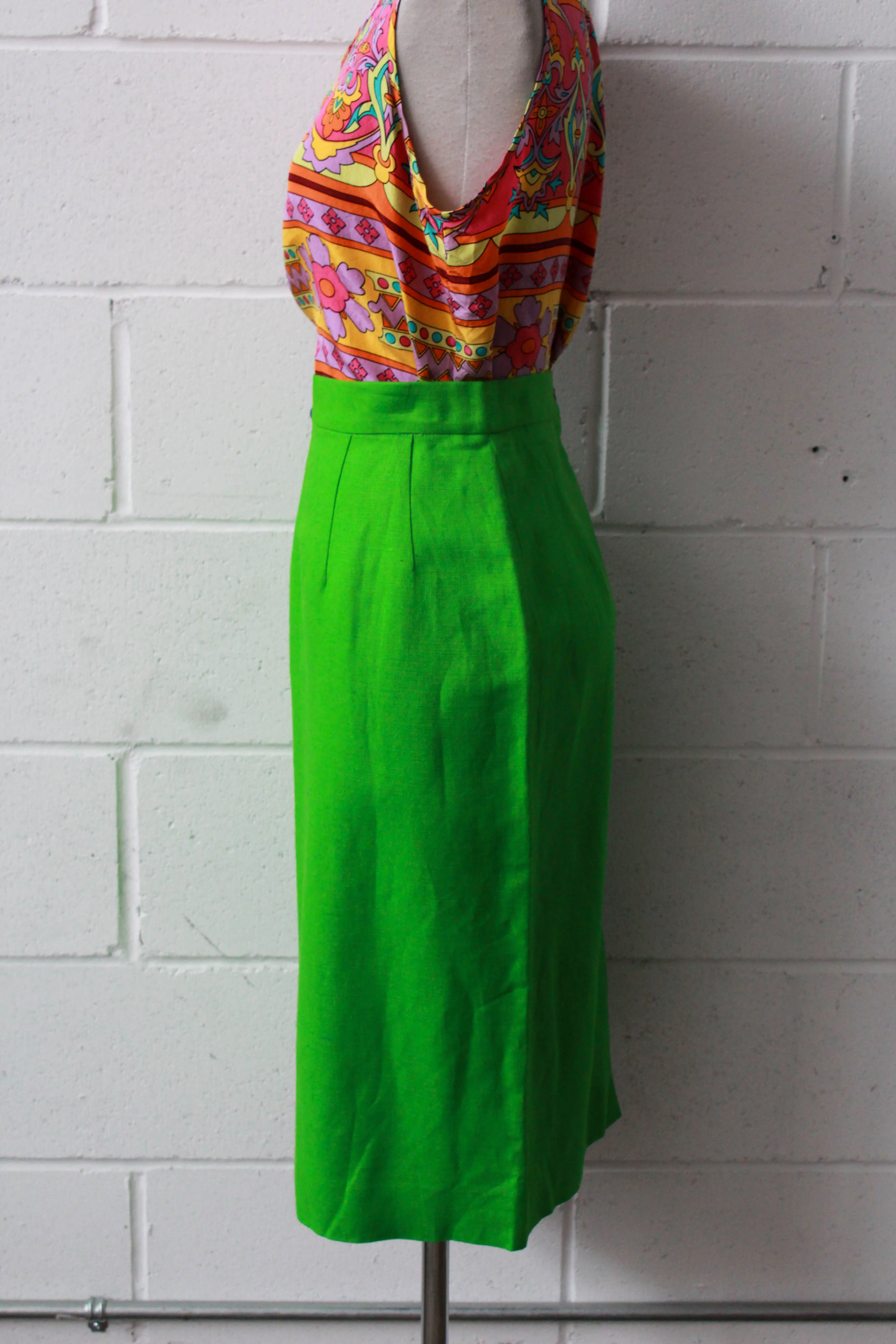 Bright Grass Green Pencil Skirt, Waist 28"