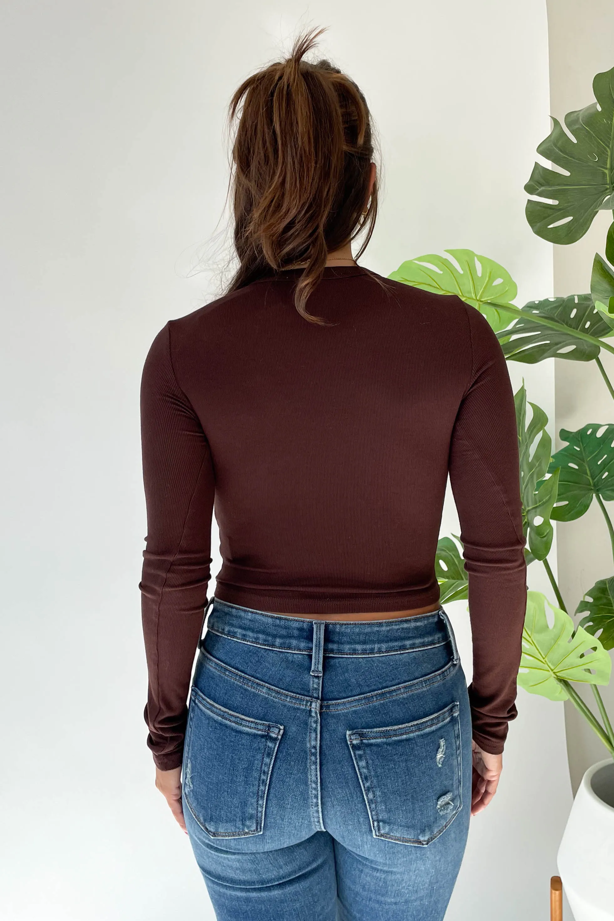 Effortless Long Sleeve in Brown