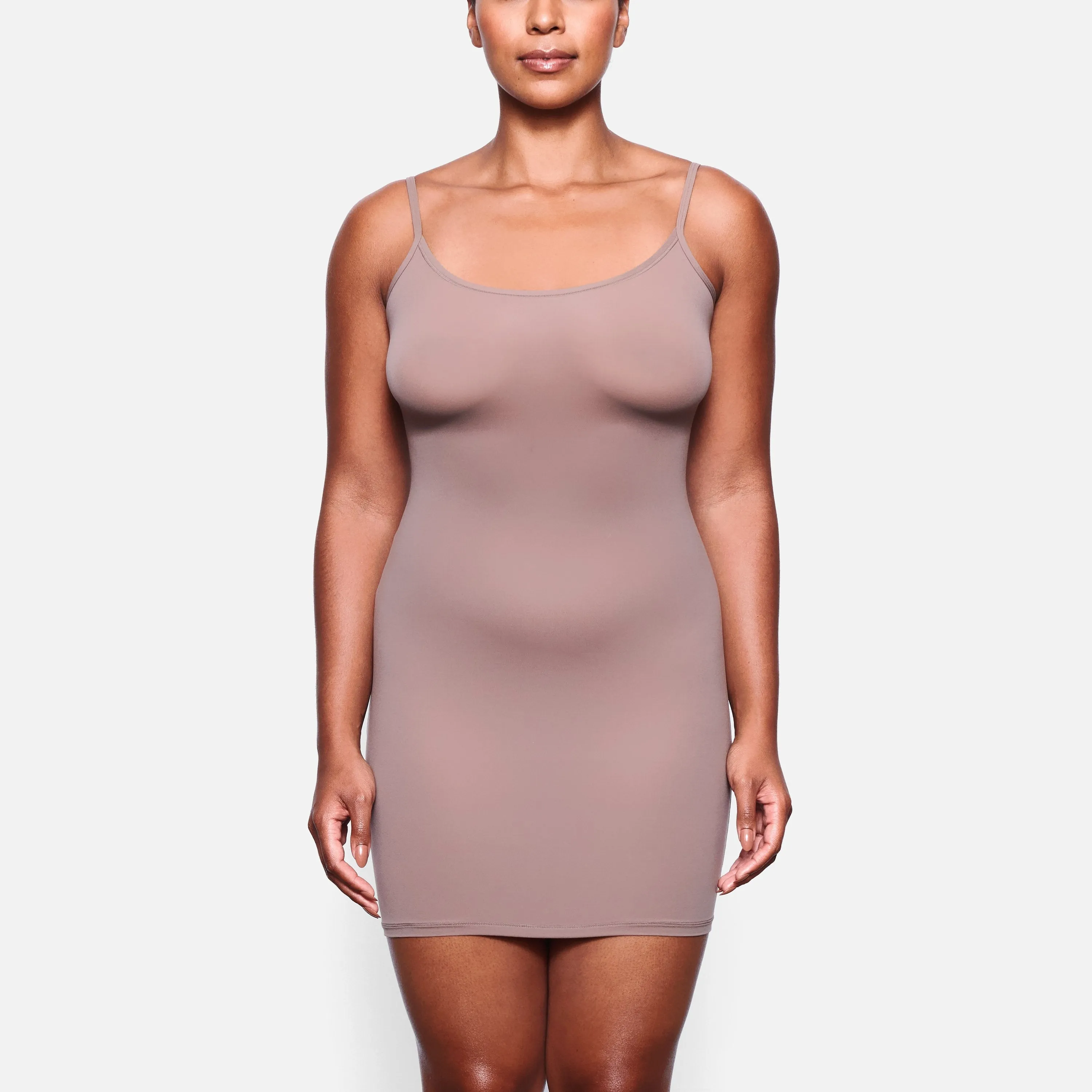 FITS EVERYBODY SLIP DRESS | UMBER