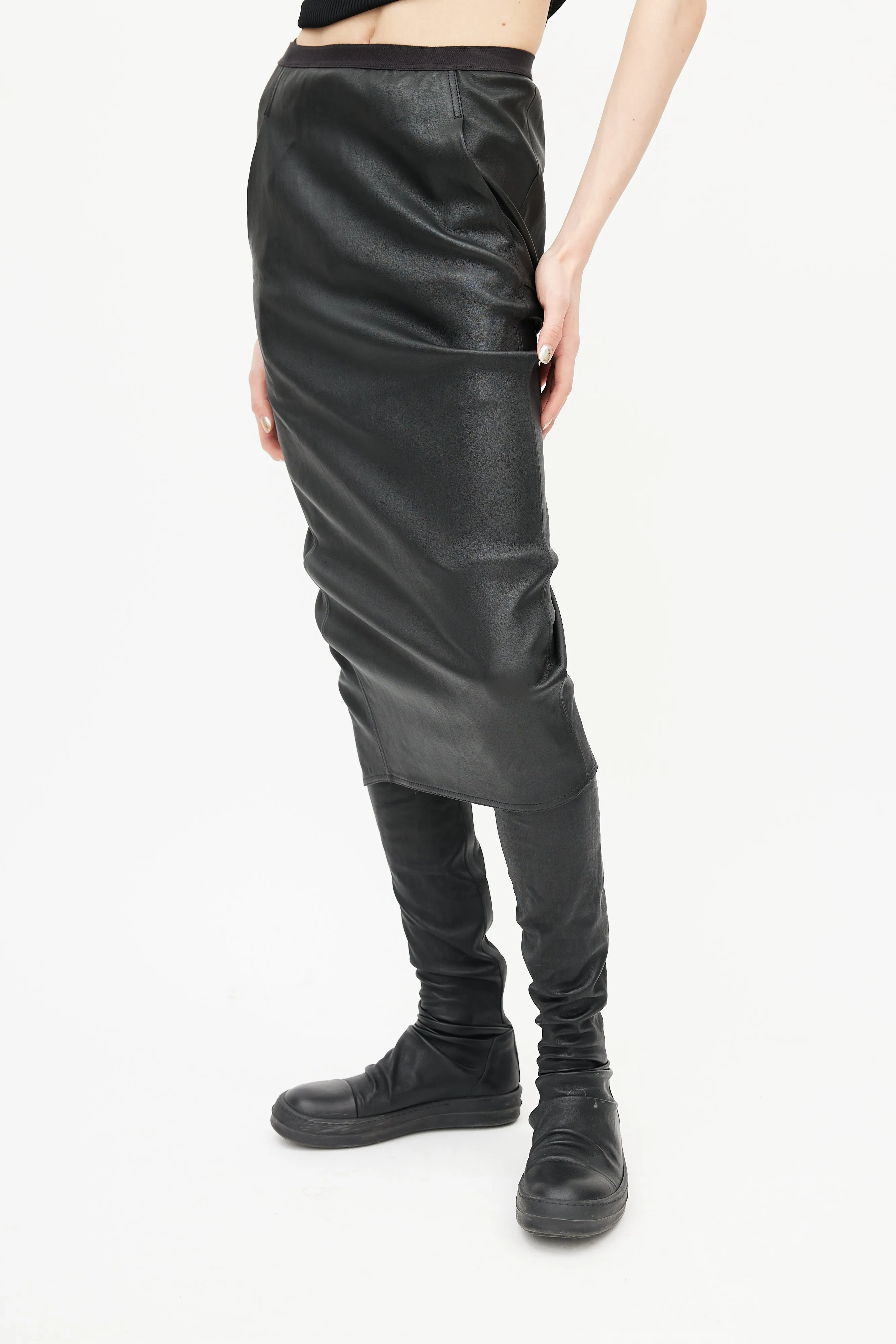 FW 2021 Black Leather Pencil Skirt