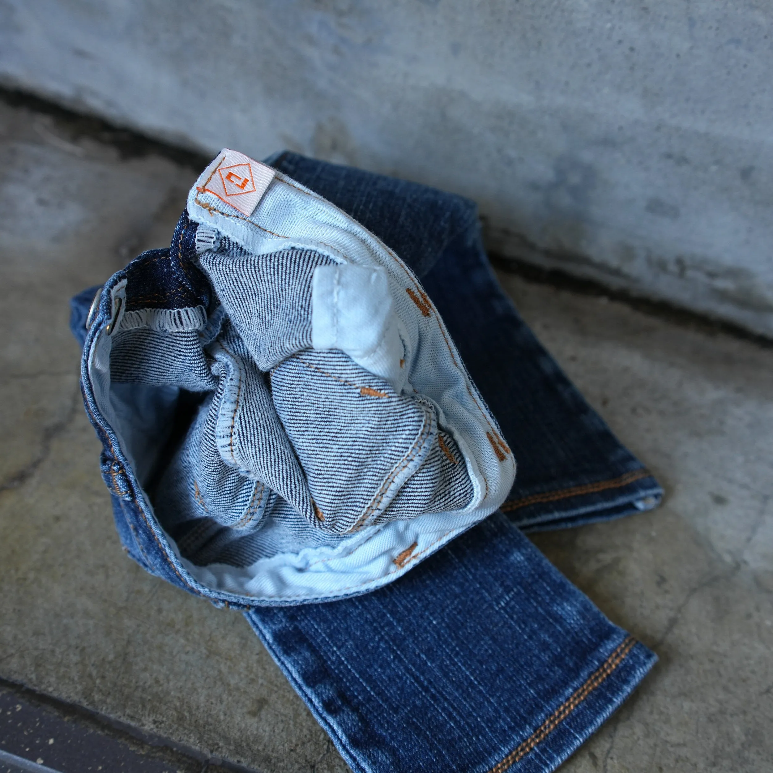 Hiroshima Jeans [Pear Body]