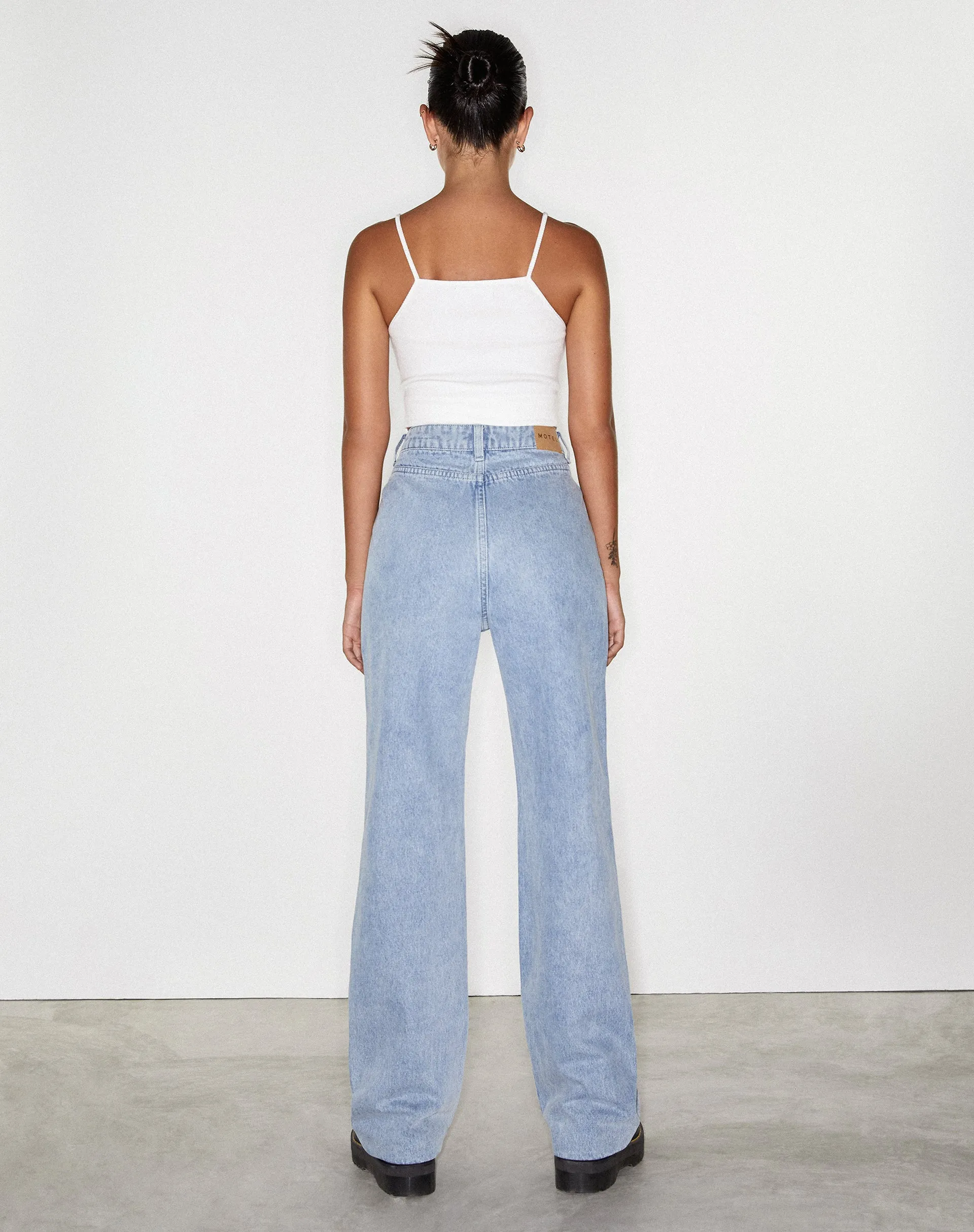 Retro Pocket Flare Jeans in Super Light Wash