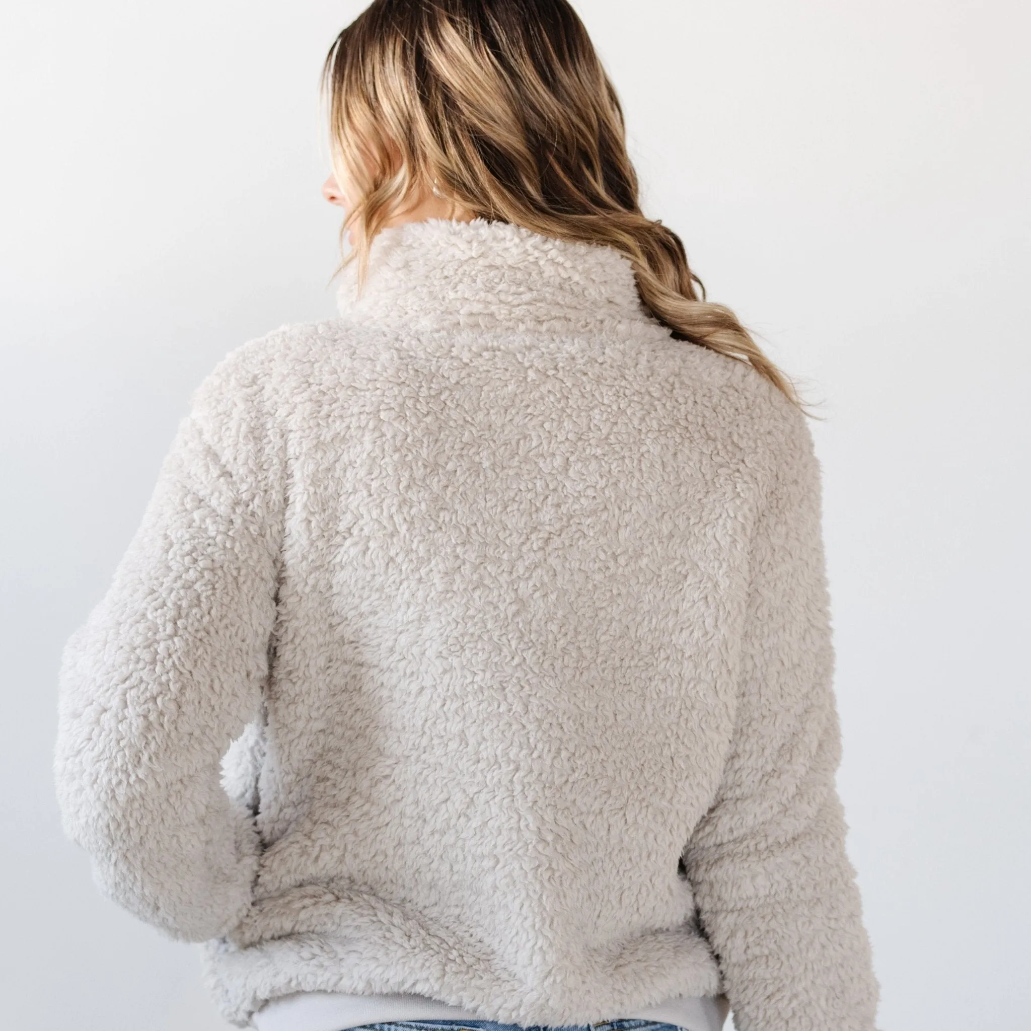 Cozy Sherpa Fleece Jacket - Warm, Stylish, and Versatile Outerwear