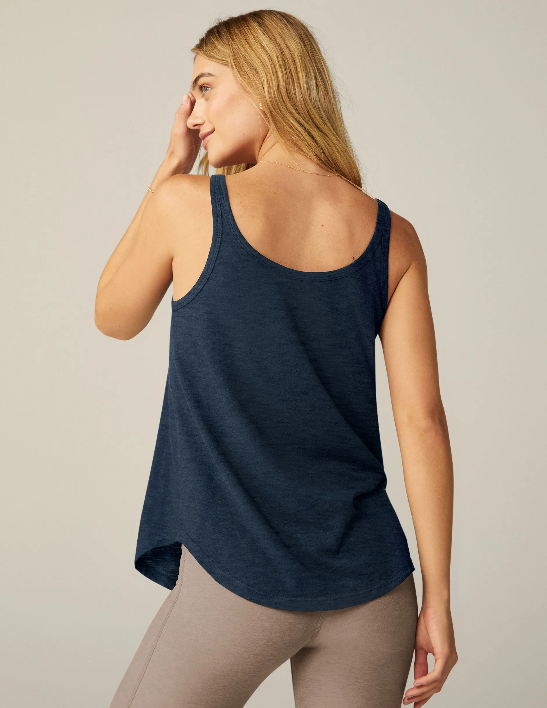 Signature Effortless Tank