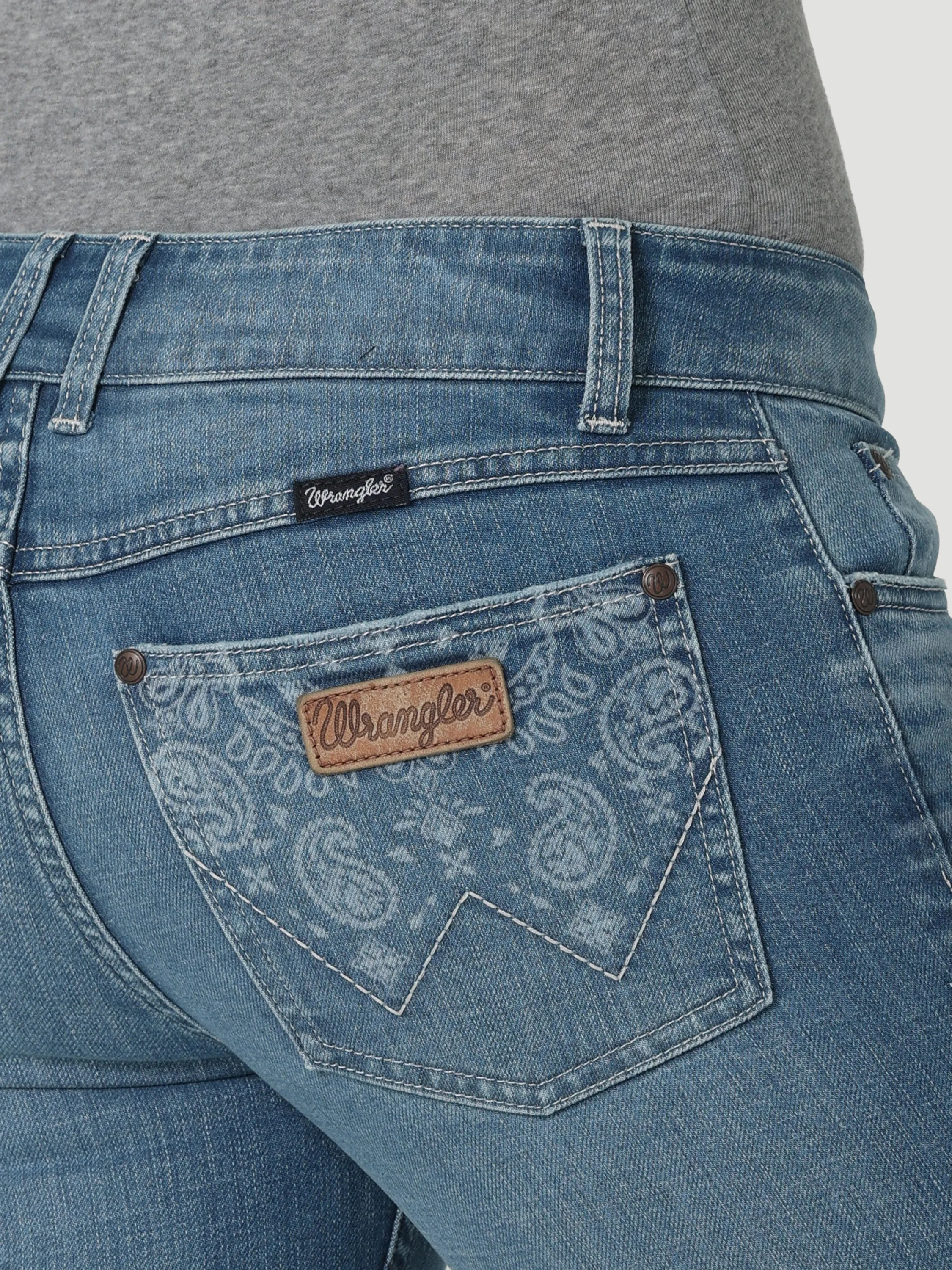 Women's Wrangler Retro Mae Paige Bootcut Jean with Paisley Pockets